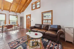 Serene, Stylish, Central Santa Fe Home - Image 5