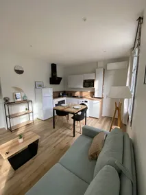 Hyper-central apartment 100% equipped *Air conditioning* - Image 3