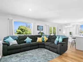 The Hamptons Beach & Lake House - Image 5