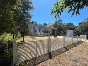 The Hamptons Beach & Lake House - Image 4