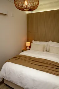 Creamy Dreamy Luxury City Retreat - Image 5