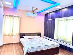 Independent Floor with Greenery View - Image 4