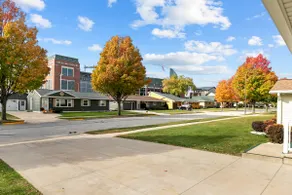 LAMBEAU|Hot Tub|5 Min Walk|Sleeps 14|Firepit|Grill - Image 2