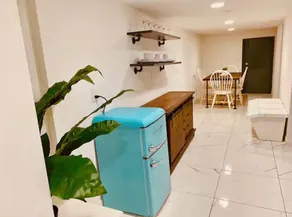 Captivatingly Charming 1 Bedroom Apartment - Image 5