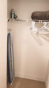 New Langford Suite near Lake & Mall, Free Parking - Image 3
