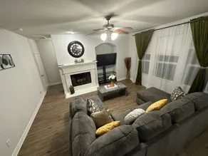 Cozy Home in Conroe (77304). Close to everything. - Image 2