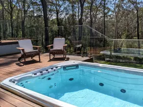 Spacious Coastal Bush Retreat-Close to Everything - Image 2