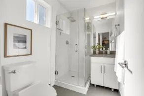 3BR 2BA|Cozy Modern Home in Central District - Image 5