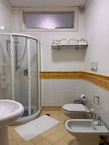 Roof Apartment - Image 3