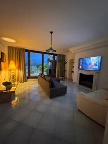Roof Apartment - Image 2
