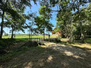 Cozy Cottage on the Caddo River - Image 3