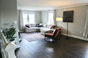 Downtown Creekside Condo - Image 3
