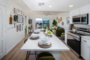 Stunning Lake & Mountain Views! - Image 4