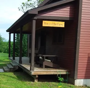 Peace of the Farm Guest House - Image 3