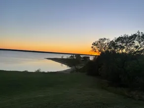 The Fishing Cabin @ Lake Whitney - Image 2