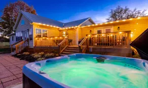 Pickleball*Hot tub*Speakeasy*Bourbon*Pet-Friendly - Image 4