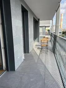 spacious 4-room apartment with large terrace - Image 2