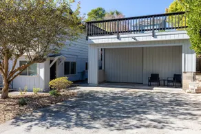Coastal charm, close to Beach, Harbor, Restaurants - Image 5