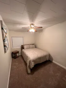 Cozy home near farm show complex & downtown - Image 4