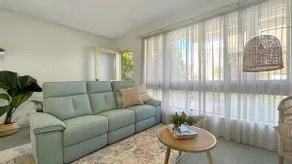 The Essentials Unit 2 - 1 Marine Parade - Image 2