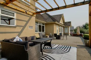 HUGE HOME! Sleeps 21, Lake, Gym, HotTub, Game Room - Image 5