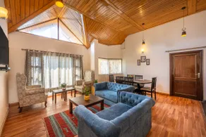 5BR Accessible Villa – Elderly Friendly Stay - Image 5