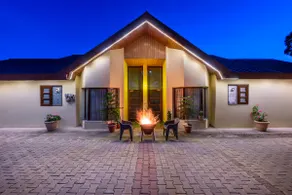 5BR Accessible Villa – Elderly Friendly Stay - Image 3