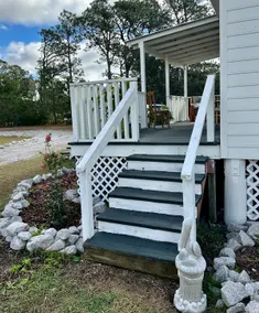 Cozy Cedar Island Cabin - Image 3