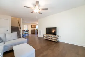 North Knox Beauty at Berkley Landing, 4BR/2 story - Image 4
