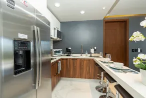 Beach access, 4 beds, 2 bedrooms, 2 bathrooms - Image 5