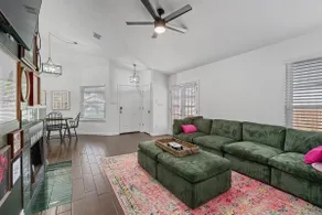 Round Rock Retreat: Hot Tub & Game room *King Bed* - Image 5