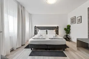 BRiGHT: Suite for 2 | center | kitchen | modern - Image 3