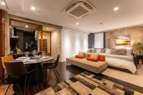 3 min Kamakura St 5 ppl Crafted Comfort FamilyStay - Image 5