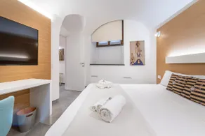 Spada Rooms | Tavolara Two-Room Apartment - Image 4