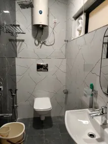 Pakhi's Homestay - Beautiful & Luxury Apartment - Image 5