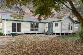 Jumbuck Cottage Mansfield - Image 2