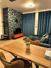 Luxury home close to center B - Image 3