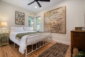 Beautiful Benson Cottage with Year Round Hot Tub - Image 3