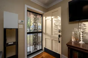 Chickasaw Gardens Bungalow - Image 4