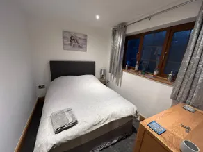 New Cambridge Lodge - Image 4
