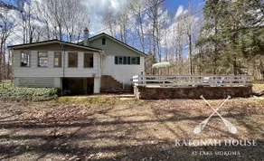 The Katonah House at Lake Mokoma - Image 4