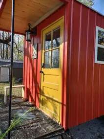 Tiny Caboose Guest House - Image 2