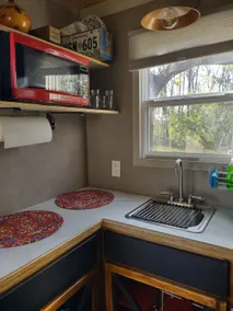 Tiny Caboose Guest House - Image 3