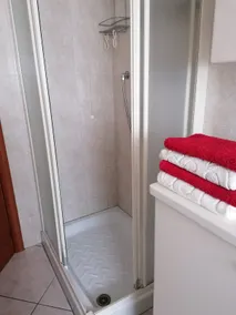 The Pleasure of Home Apartment - Image 5