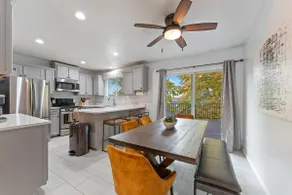 Charming & Comfy ~ Hot Tub ~ Spacious Yard ~ Pkg! - Image 3
