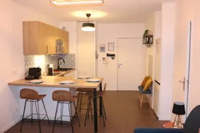 Les cèdres - parking privé -Tram A 50 m - loggia 9m2 - Image 3
