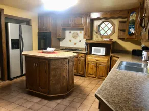 Riverview Retreat- Engler’s Escape - Image 3