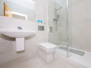 LuxuryCottages-York-16ppl-HensStagsGroups-HotTubs - Image 4