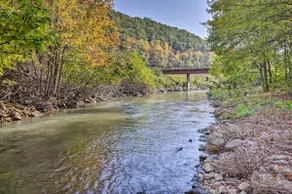 Cozy River Retreat | Close to Jim Thorpe | Poconos - Image 2
