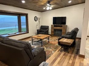 Comfortable Country Home - Image 2